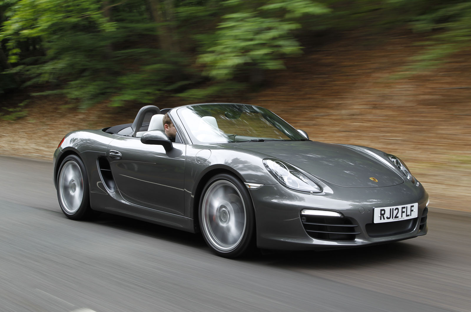 Porsche Boxster S (981): La Excelencia Atmosférica del Motor Central en el Ring