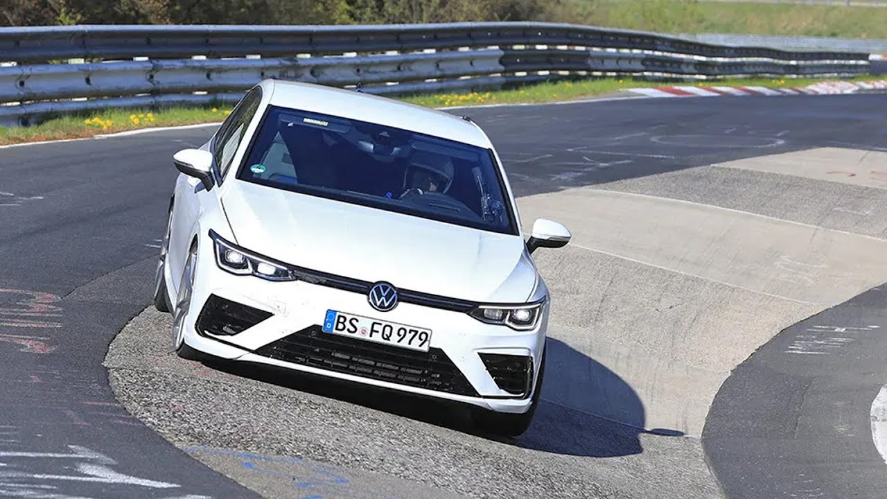 Volkswagen  Golf Mk8 R
