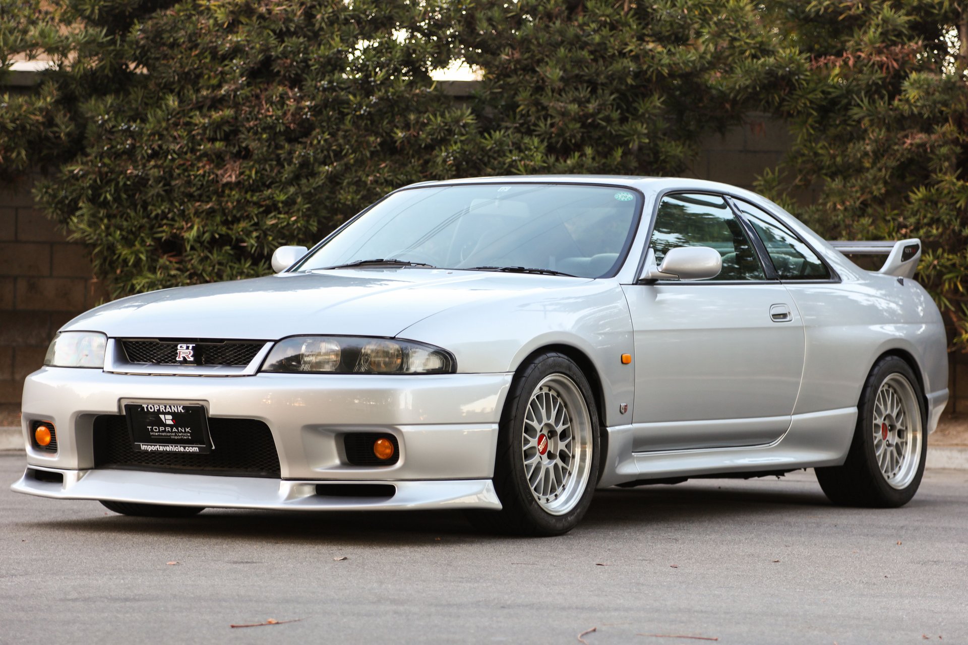 Nissan Skyline GT-R R33 